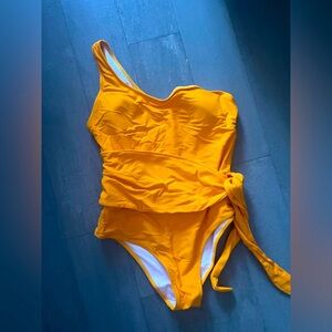 Beautiful mustard yellow one pice swimsuit, brand new